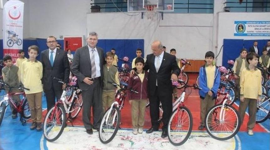Edirne&rsquo;de Okullarda Obeziteye Bisikletli Savaş