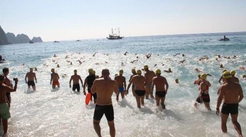 23.alanya Uluslararası Y&uuml;zme Maratonu Sona Erdi