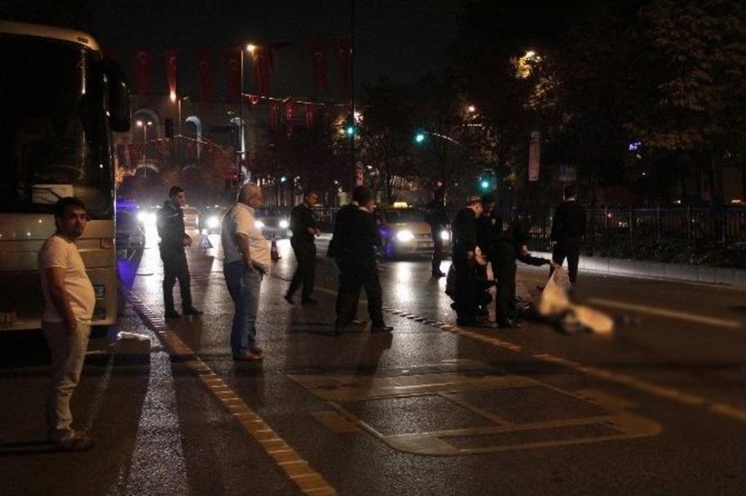 Yolun Karşısına Ge&ccedil;mek İsterken Canından Oldu