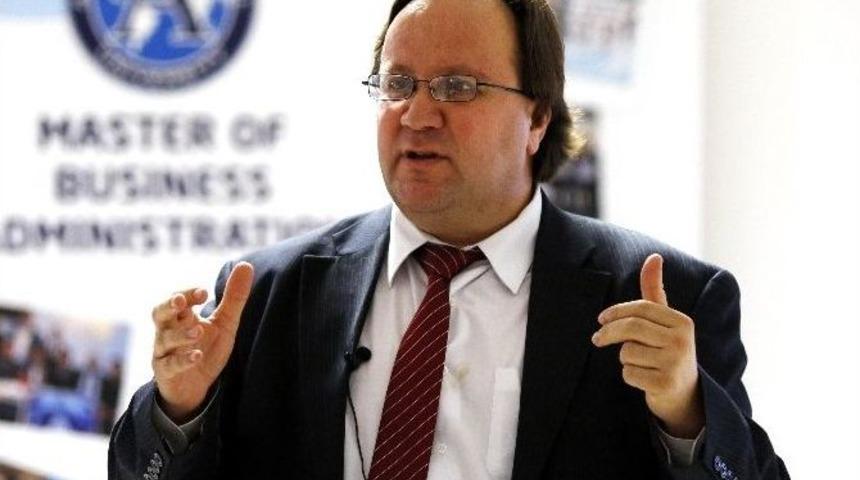 Abd&rsquo;de Yaşayan Prof. &Ccedil;obanoğlu: &ldquo;abd Dışişleri Bakanlığı Bana &lsquo;t&uuml;rkiye&rsquo;ye Gitme&rsquo; Dedi&rdquo;