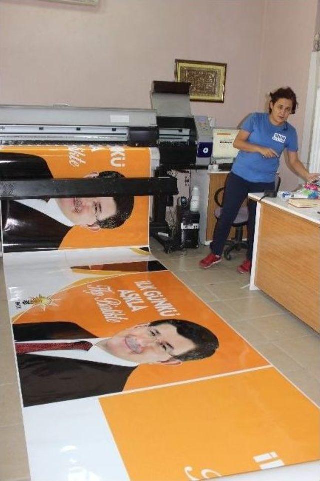 Erken Seçim Reklamcılara Yaradı 1