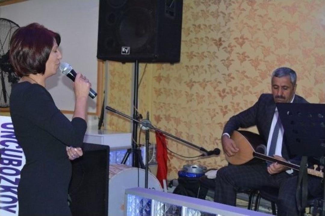 Muhtarlara İlk Kutlama Yunusemre&rsquo;den