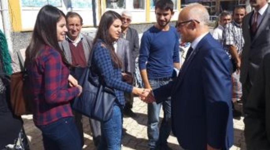 G&ouml;nen, Doğanhisar&lsquo;da Se&ccedil;menle Buluştu