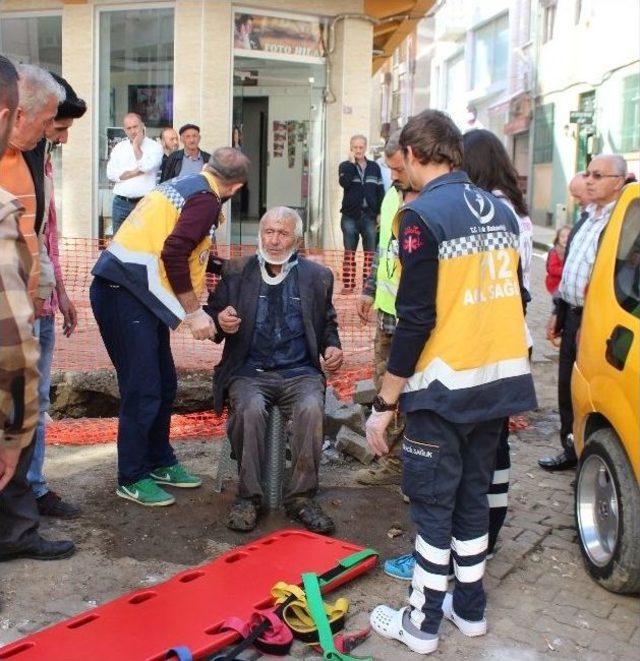 Doğalgaz Çukuruna Düşen Şahıs Yaralandı