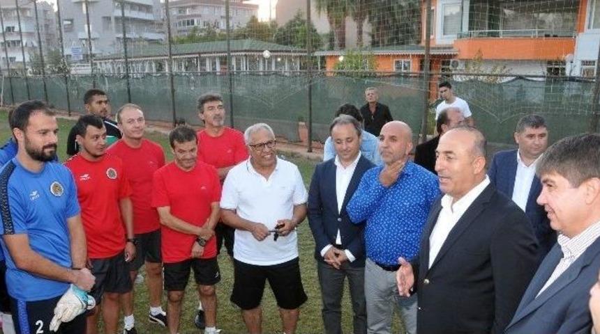 &Ccedil;avuşoğlu Ve T&uuml;rel Alanyaspor&rsquo;u Ziyaret Etti