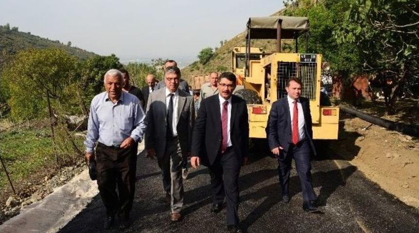 30 Yıllık Yol Sorununu Şehzadeler &Ccedil;&ouml;zd&uuml;