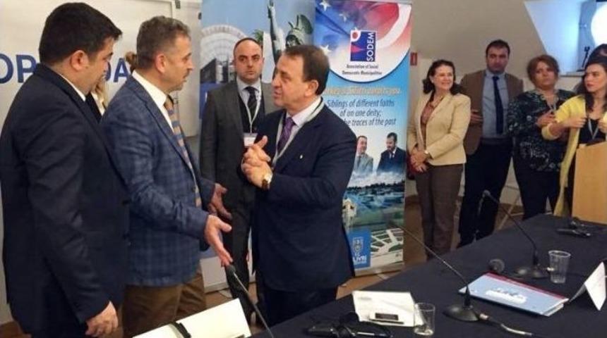 Başkan Usta, Br&uuml;ksel&rsquo;de Kentsel D&ouml;n&uuml;ş&uuml;m&uuml; Anlattı