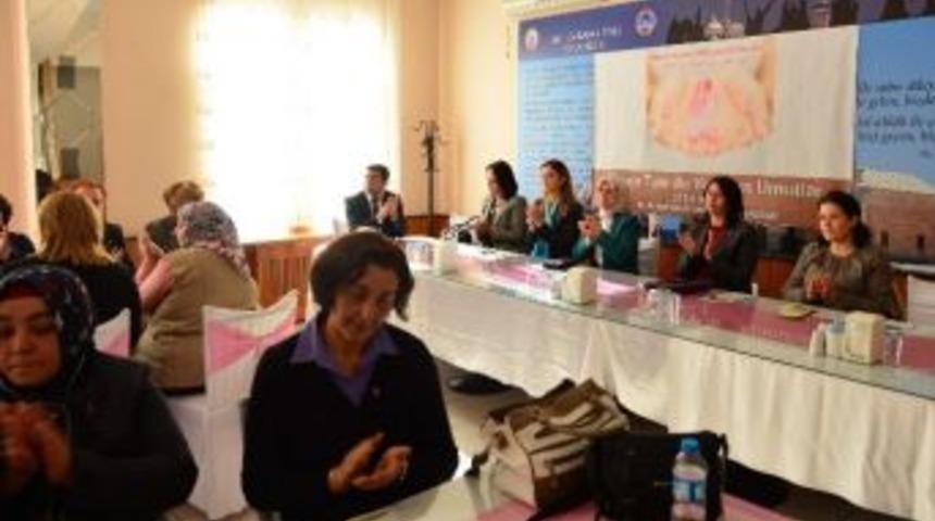 Kadınlar Meme Kanseri Hakkında Bilin&ccedil;lendiriliyor