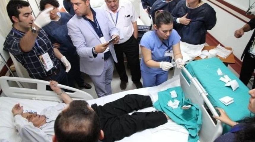 Ad&uuml;&rsquo;n&uuml;n D&uuml;zenlediği Diyabetik Ayak Workshopu B&uuml;y&uuml;k İlgi G&ouml;rd&uuml;