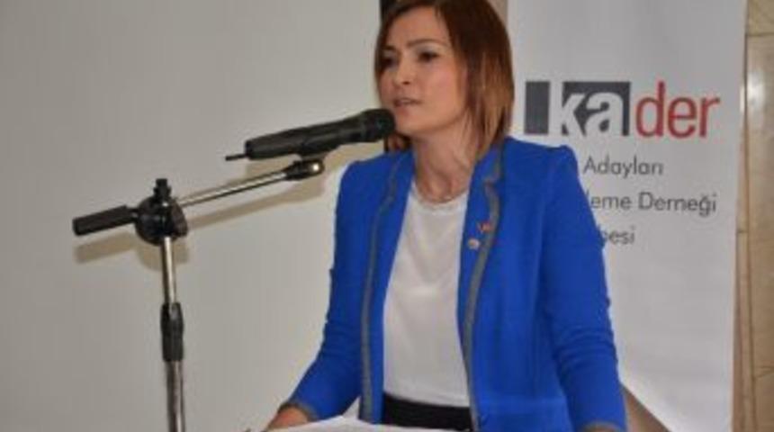 Mhp&rsquo;li Senem Kılı&ccedil;&rsquo;tan Kadınlara &Ccedil;ağrı