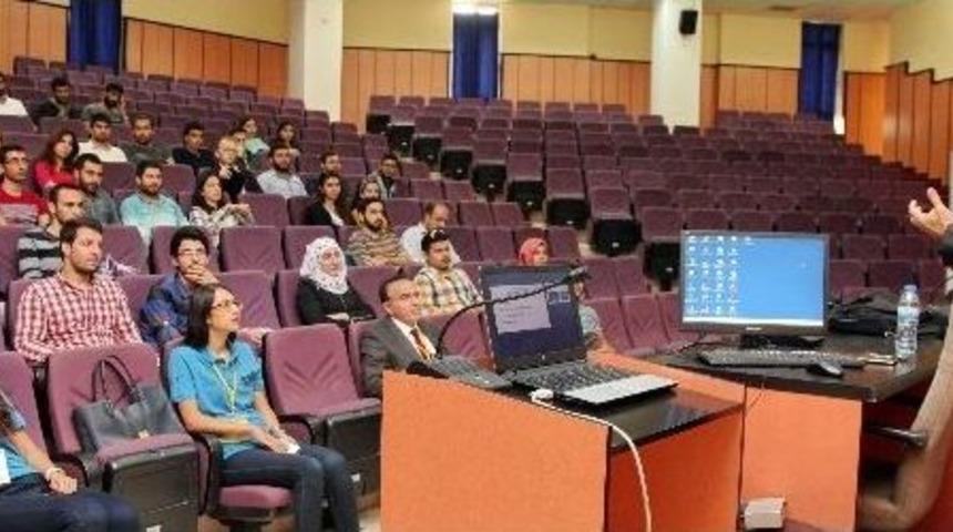 Ga&uuml;n&rsquo; De &ldquo;yeşil Binalar&rdquo; Adlı Konferans D&uuml;zenlendi