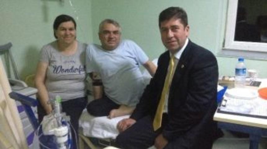 Chp Milletvekili Yaşar T&uuml;z&uuml;n&rsquo;den Hasta Ziyareti