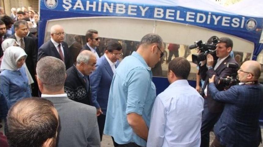Başbakan Davutoğlu, Gaziantep&rsquo;te