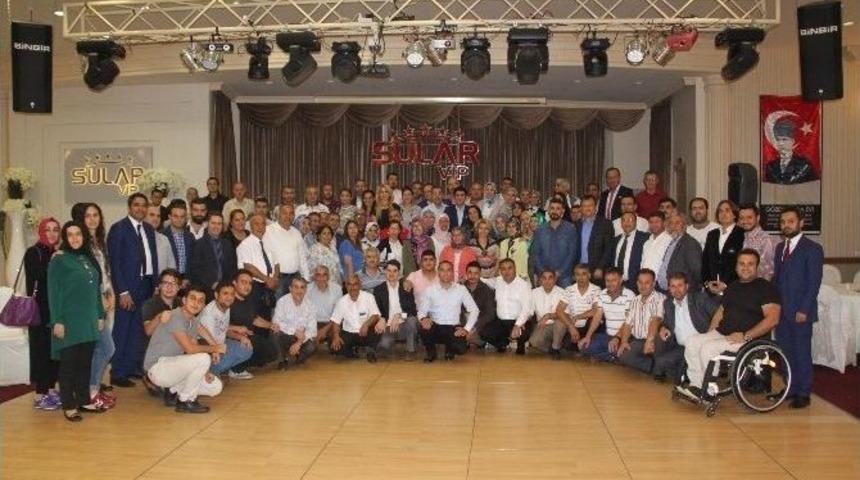 Yeşiltaş, Ak Partilileri Yemekte Buluşturdu