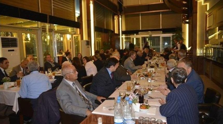 Başkan Ata&ccedil;&rsquo;tan Vefa Gecesi