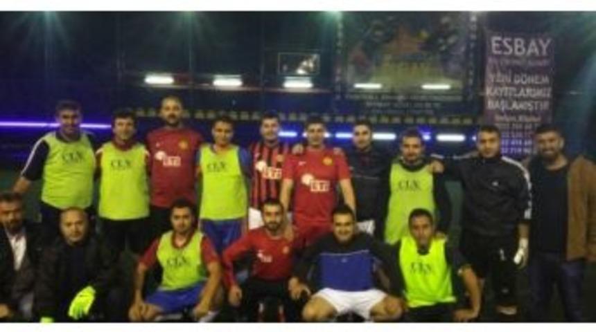 Polis İle Taraftar Liderlerinin Dostluk Ma&ccedil;ı