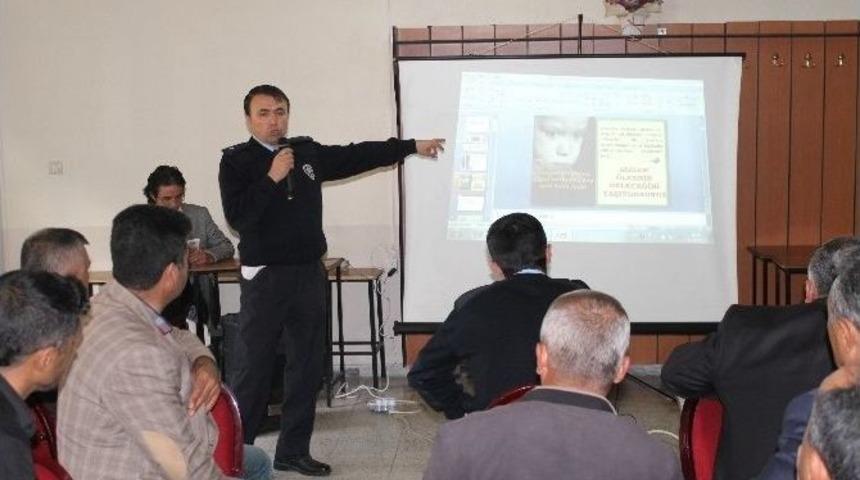 Akdağmadeni Emniyet M&uuml;d&uuml;r&uuml; &Ccedil;alıkoğlu Muhtarlarla Bir Araya Geldi