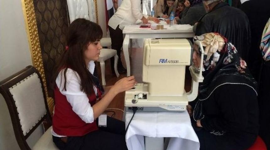 Esenyurt Belediyesi&rsquo;nden &Uuml;cretsiz G&ouml;z Taraması