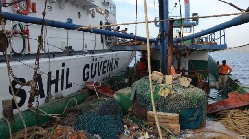 Sahil G&uuml;venlik, Yasa Dışı Avcılığa G&ouml;z A&ccedil;tırmıyor