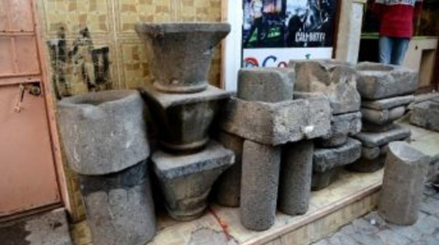 Tarihi Eser Niteliğindeki Taşlar Koruma Altına Alındı