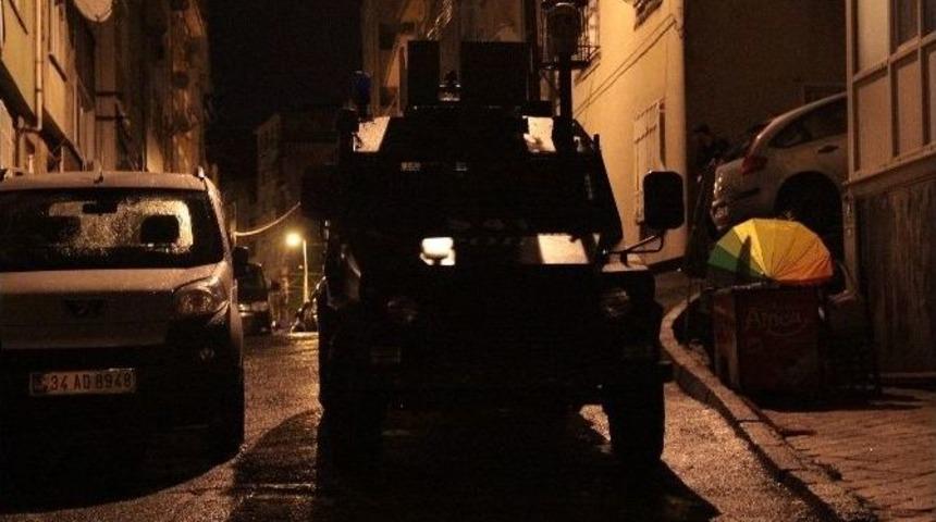 İstanbul&rsquo;da Ter&ouml;r Operasyonu