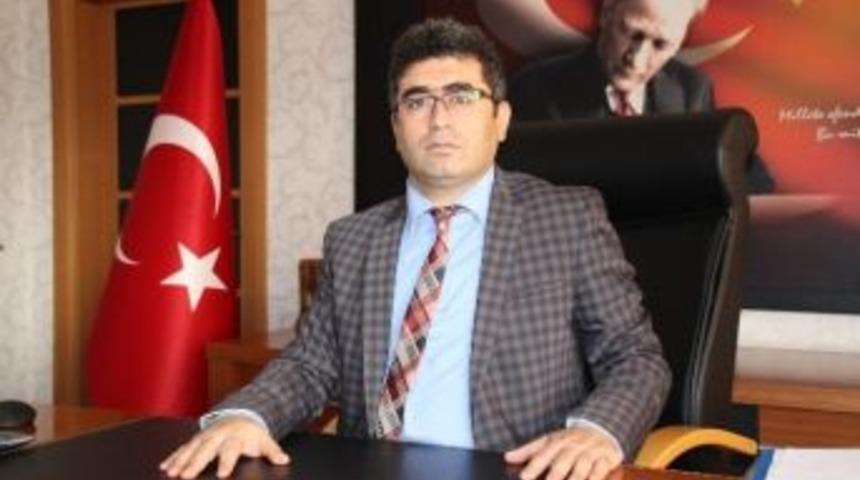 Varto&rsquo;da Bin 850 &Ouml;ğrenciye Giyim Yardımı Yapıldı