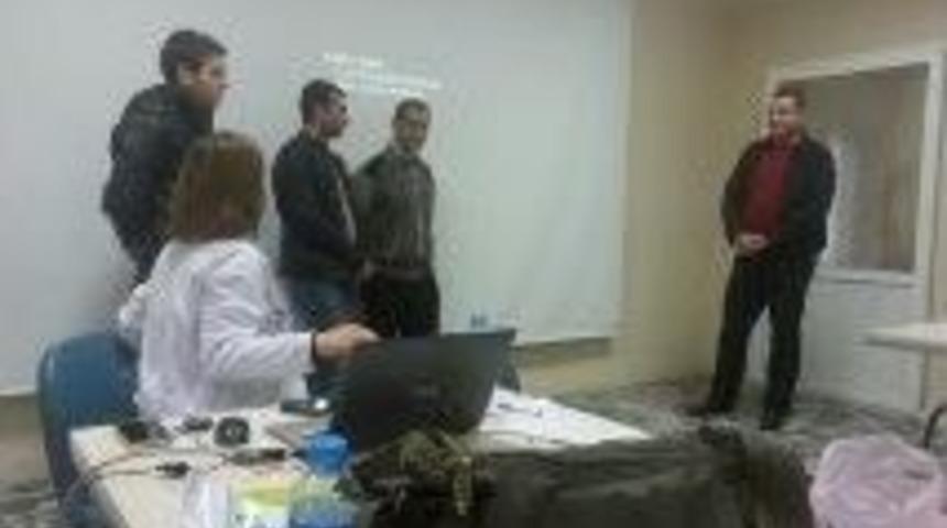 “hasta Ve Hasta Yakınlarıyla İletişim” Eğitimi