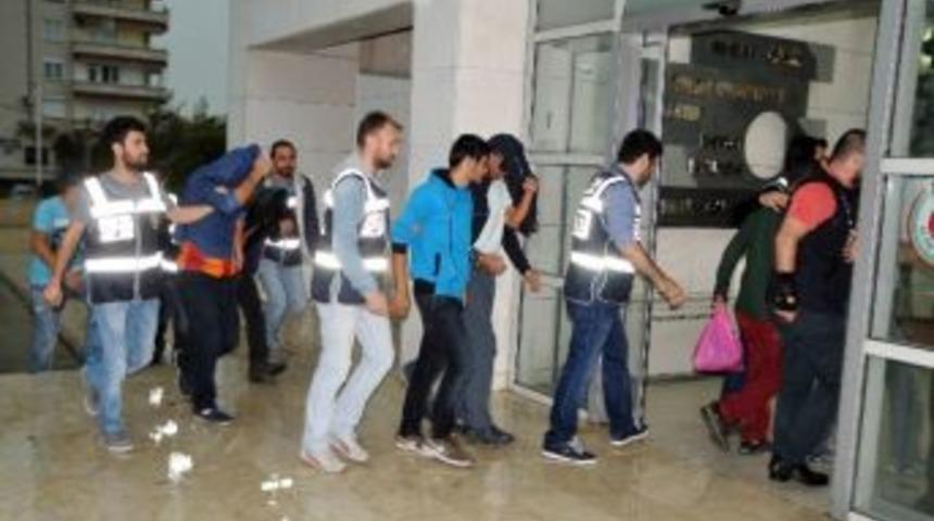 Alanya&rsquo;da Uyuşturucu Operasyonu: 7 G&ouml;zaltı