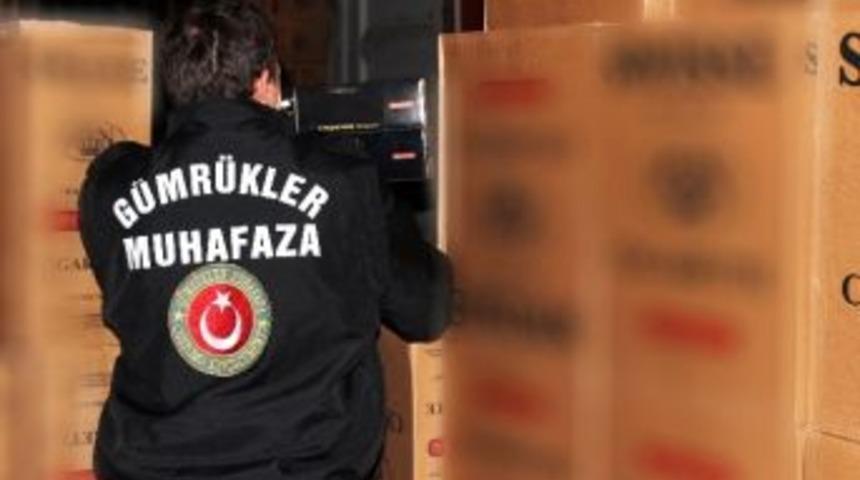 G&uuml;mr&uuml;k Ekiplerinden 13 Milyon Tl&rsquo;lik Ka&ccedil;ak Sigara Operasyonu