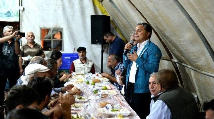 Başkan Uysal, Muharrem Ayı Oru&ccedil; A&ccedil;ma Yemeğine Katıldı