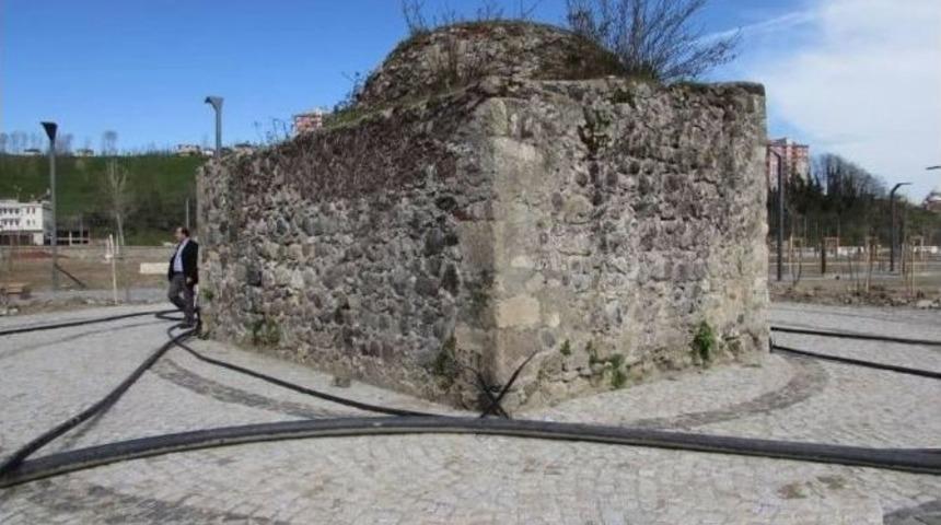 Tarihi Hamam Kurtuldu