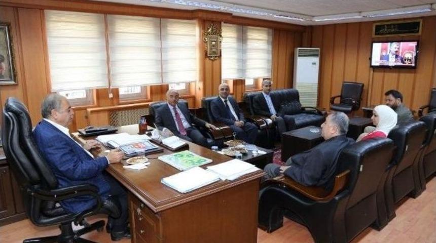 M&uuml;steşar Yardımcısı B&uuml;y&uuml;k&rsquo;ten, Başkan Kutlu&rsquo;ya Ziyaret