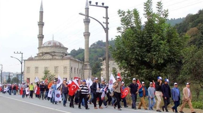 T&uuml;rkiye&rsquo;nin En B&uuml;y&uuml;k Metal Madeninde Greve Gidiliyor