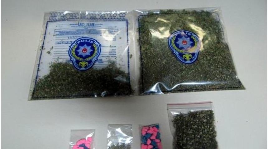 Yalova&rsquo;da Zehir Tacirlerine Şafak Baskını