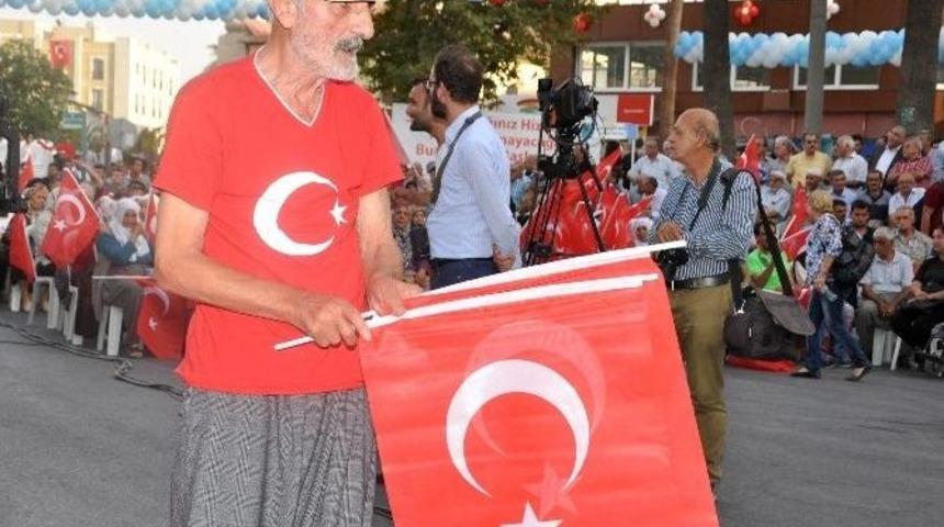 Evine Aldığı Şahıs Yaşlı Adamı &Ouml;ld&uuml;rd&uuml;