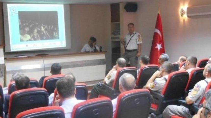 Jandarma Ve Milli Eğitim’den Mersin’de Servis Şoförlerine Eğitim Verilecek