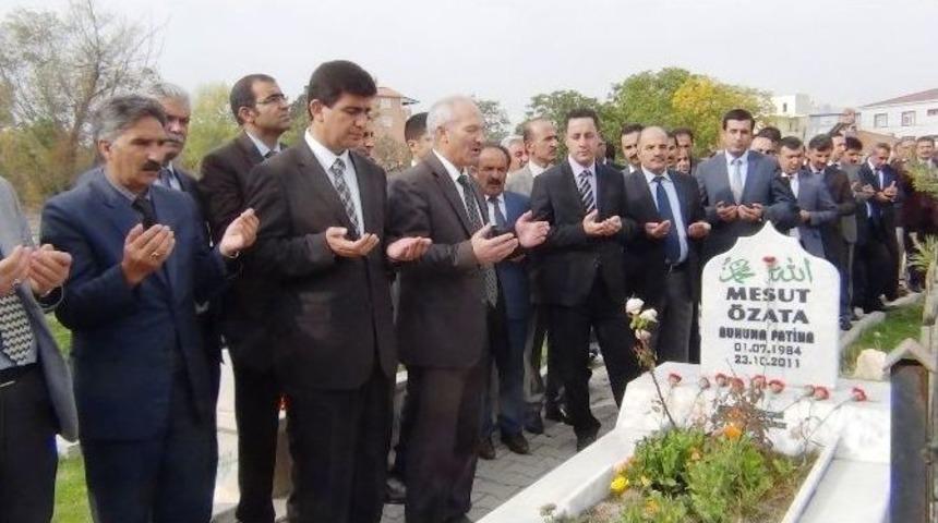 Depremde Hayatını Kaybeden Öğretmenler İçin Anma Programı