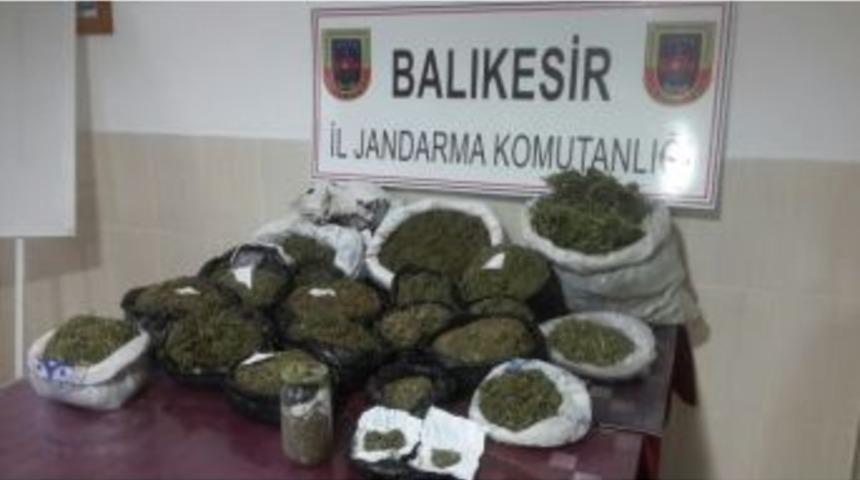 Uyuşturucu Operasyonunda 2 Tutuklama