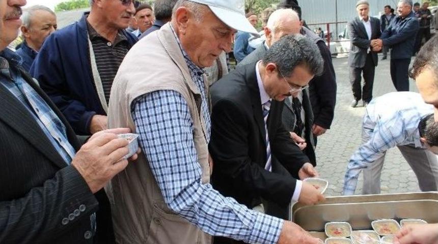 Kargı M&uuml;ft&uuml;l&uuml;ğ&uuml;&rsquo;nden Aşure İkramı