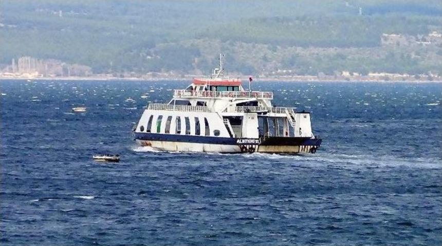 G&ouml;k&ccedil;eada Feribot Seferleri İptal Edildi