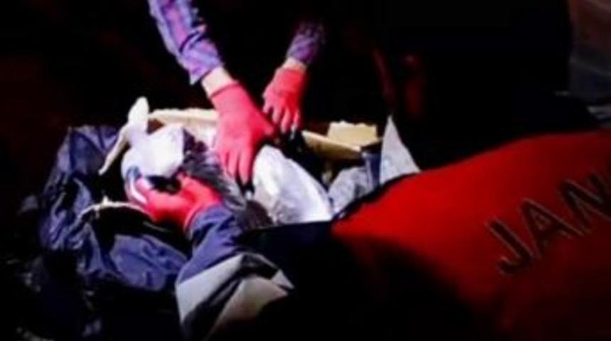 Narkotik K&ouml;peği &rsquo;&ccedil;ivi&rsquo; Esrarı Buldu, 4 Ş&uuml;pheli Tutuklandı