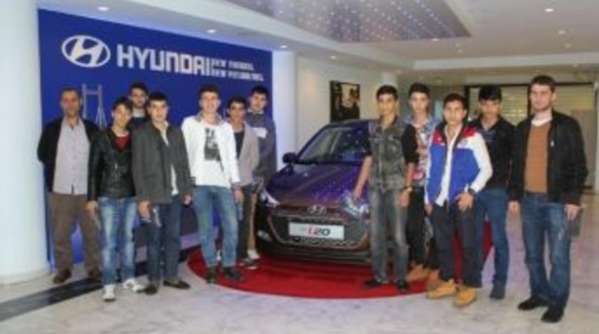 Beyaz Kalpler&rsquo;in &Ouml;ğrencileri Hyundai&rsquo;da Uygulamalı Eğitim Aldı