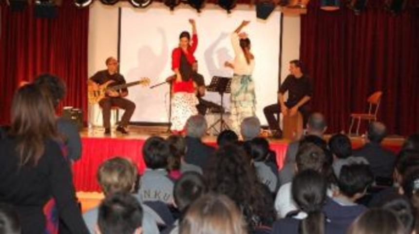 İspanya B&uuml;y&uuml;kel&ccedil;isi Ank&uuml; &Ouml;zel Okulları&rsquo;nda