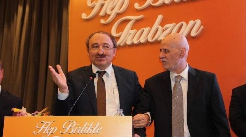 Ak Parti Trabzon&rsquo;da Kanaat &Ouml;nderlerini Bir Araya Getirdi