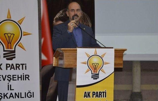 Ak Parti’de Sandık Görevlileri Eğitildi