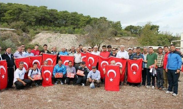 Kumluca’da Cumhuriyet Yürüyüşü Gerçekleştirildi