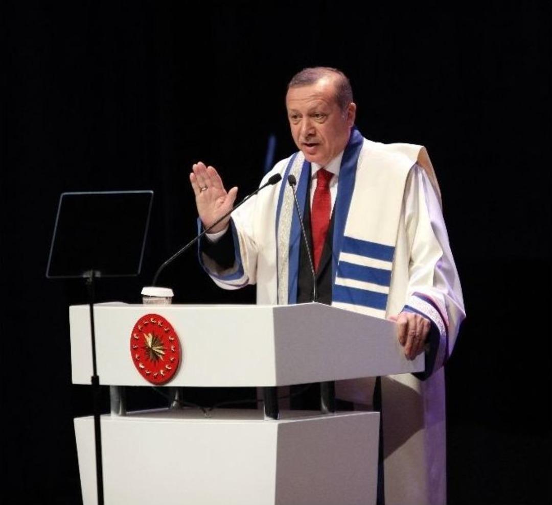 Cumhurbaşkanı Erdoğan&rsquo;a Fahri Doktora Diploması Verildi