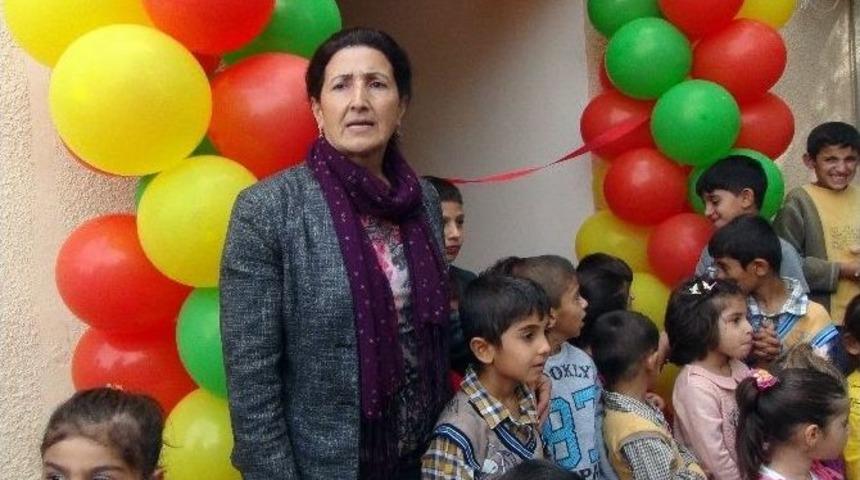 Nusaybin&rsquo;de K&uuml;rt&ccedil;e Eğitim Verecek Okulun A&ccedil;ılışı Yapıldı