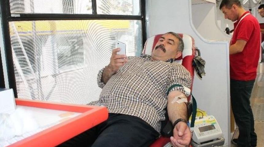 Kızılay&rsquo;ın Kan Bağışı Aracı Niğde&rsquo;de