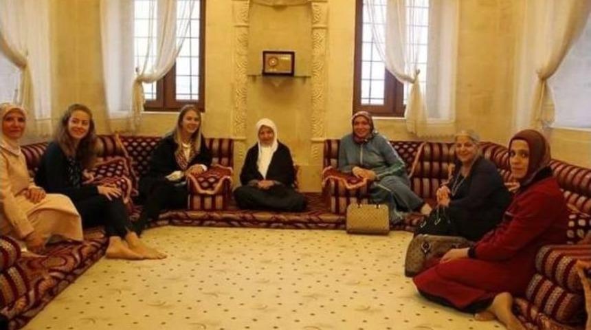 Ak Partili B&ouml;l&uuml;nmez &Ccedil;alışmalarını S&uuml;rd&uuml;r&uuml;yor